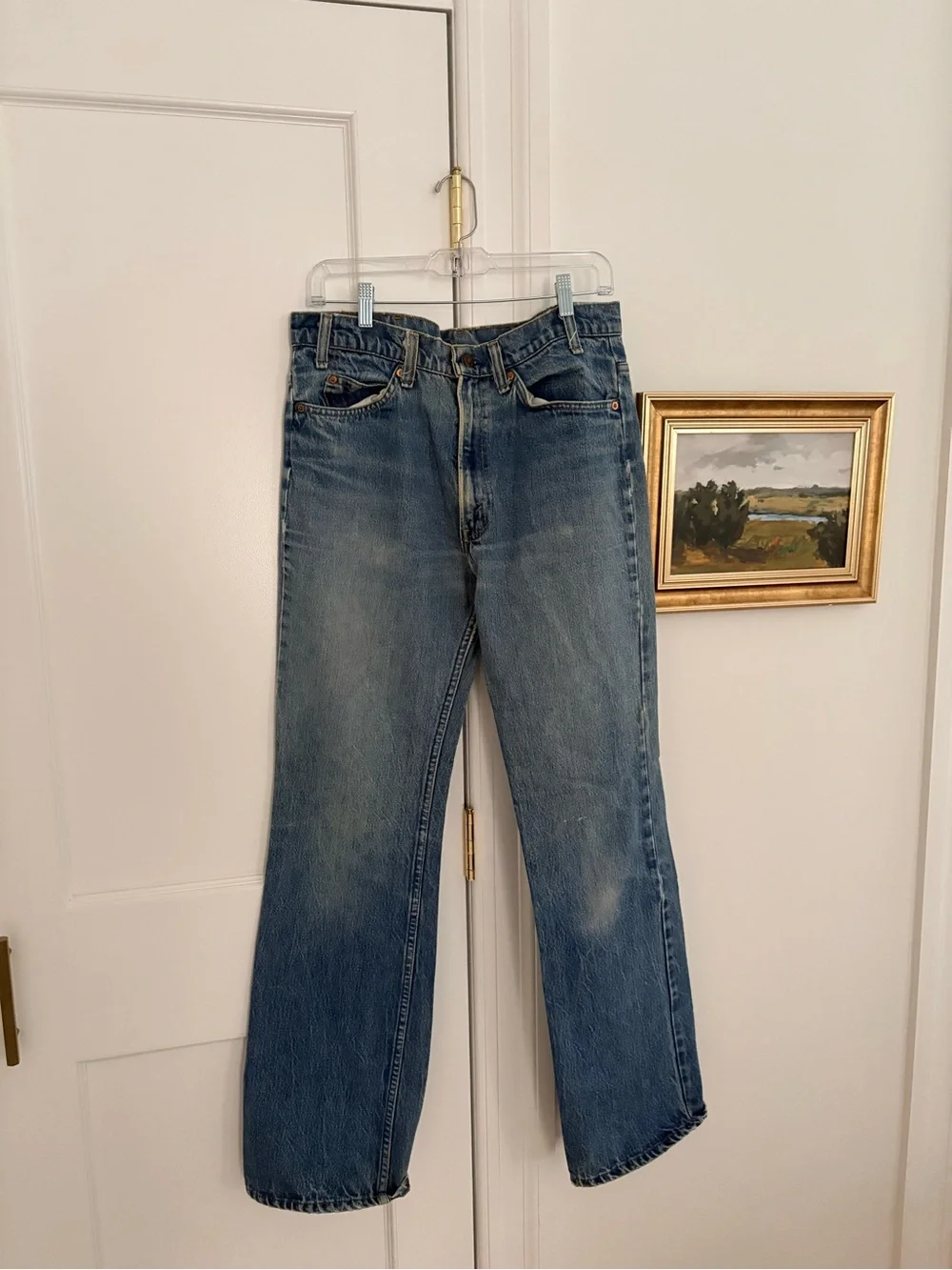 Vintage men’s Levi's Straight-Leg Medium Blue Denim Jeans w rare orange tag